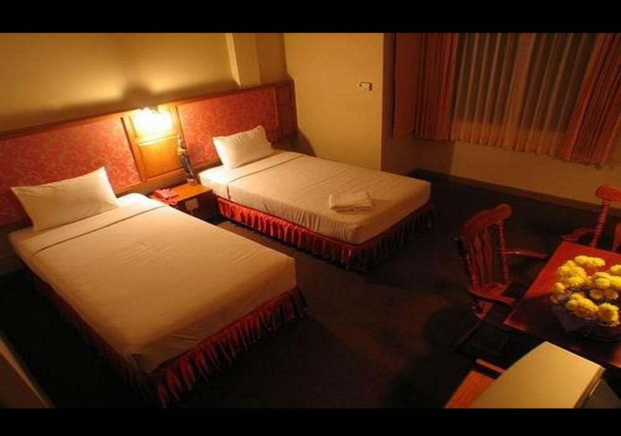 Phimai Inn Hotel Экстерьер фото