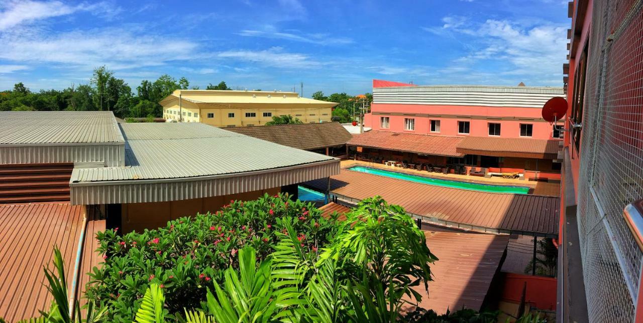 Phimai Inn Hotel Экстерьер фото
