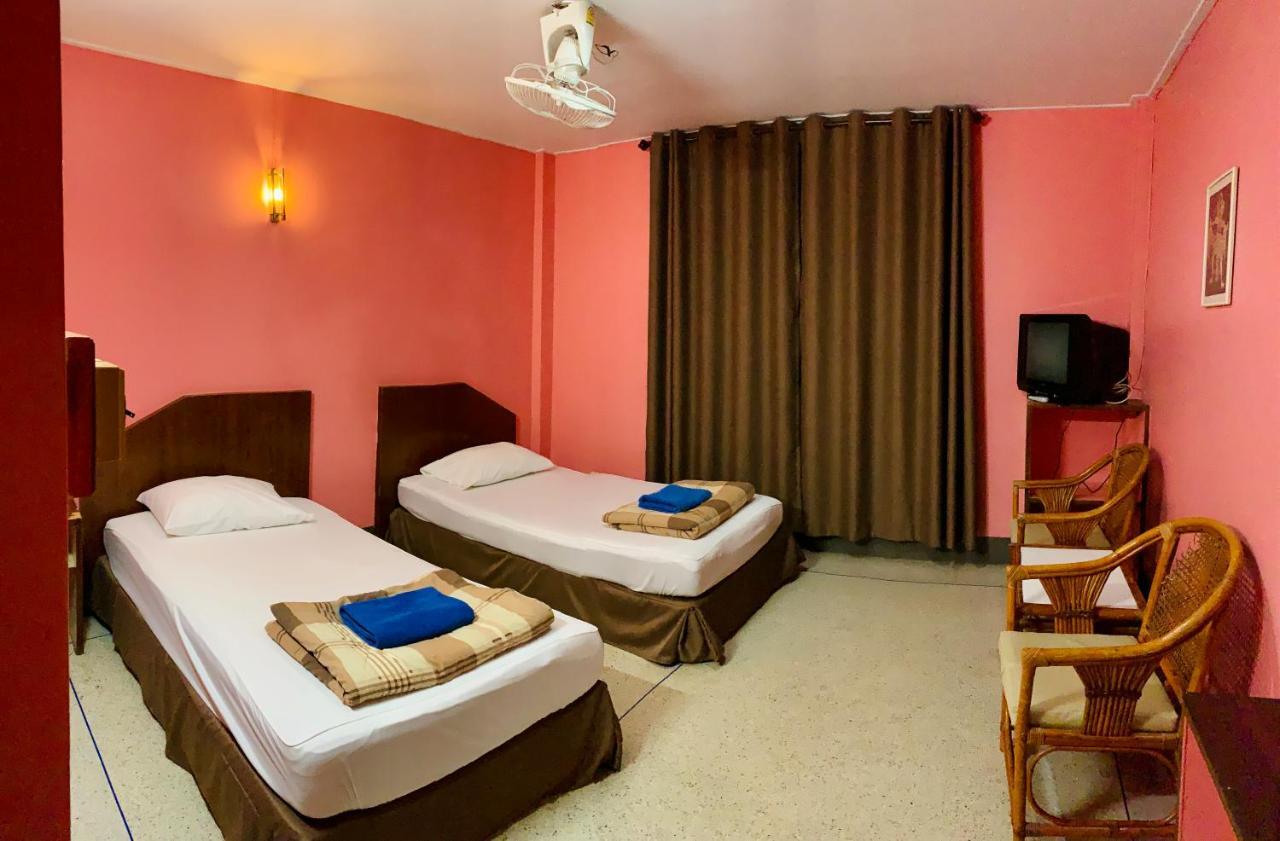 Phimai Inn Hotel Экстерьер фото